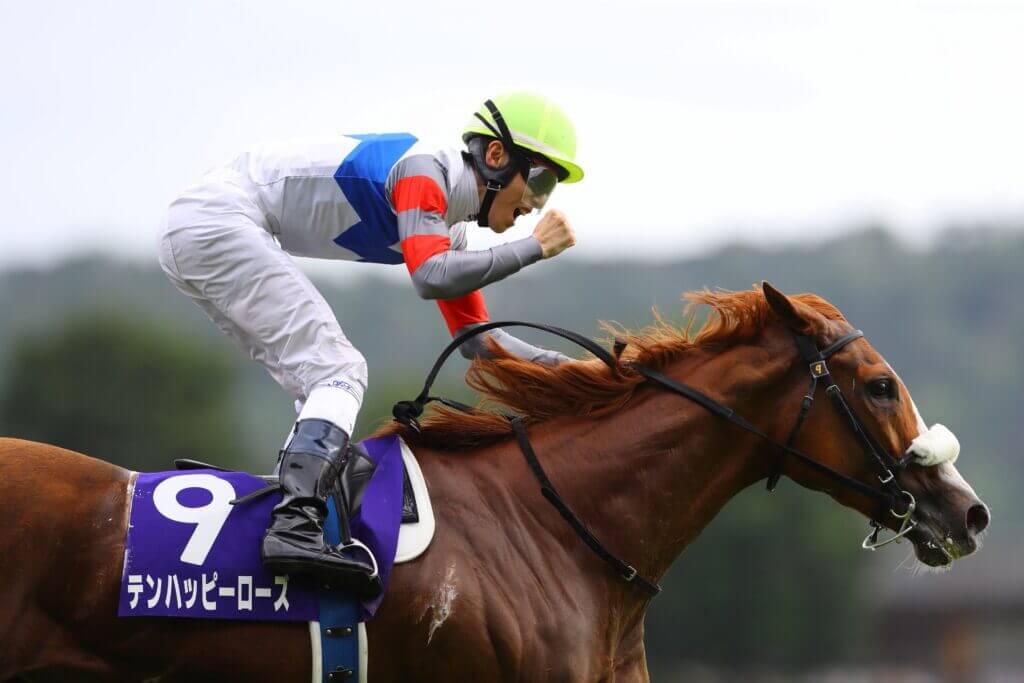 Ten Happy Rose wins the G1 Victoria Mile