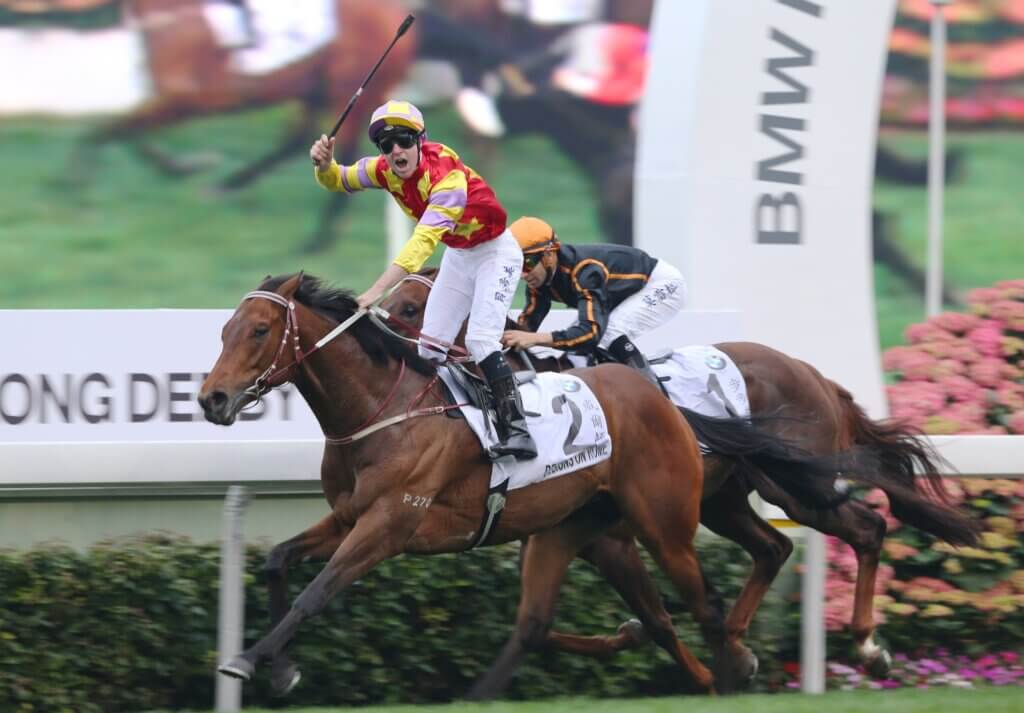 Designs On Rome wins the 2014 Hong Kong Derby
