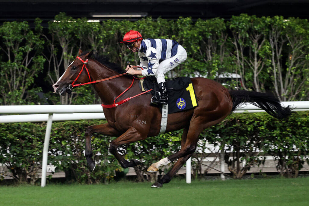 Packing Power wins at Happy Valley