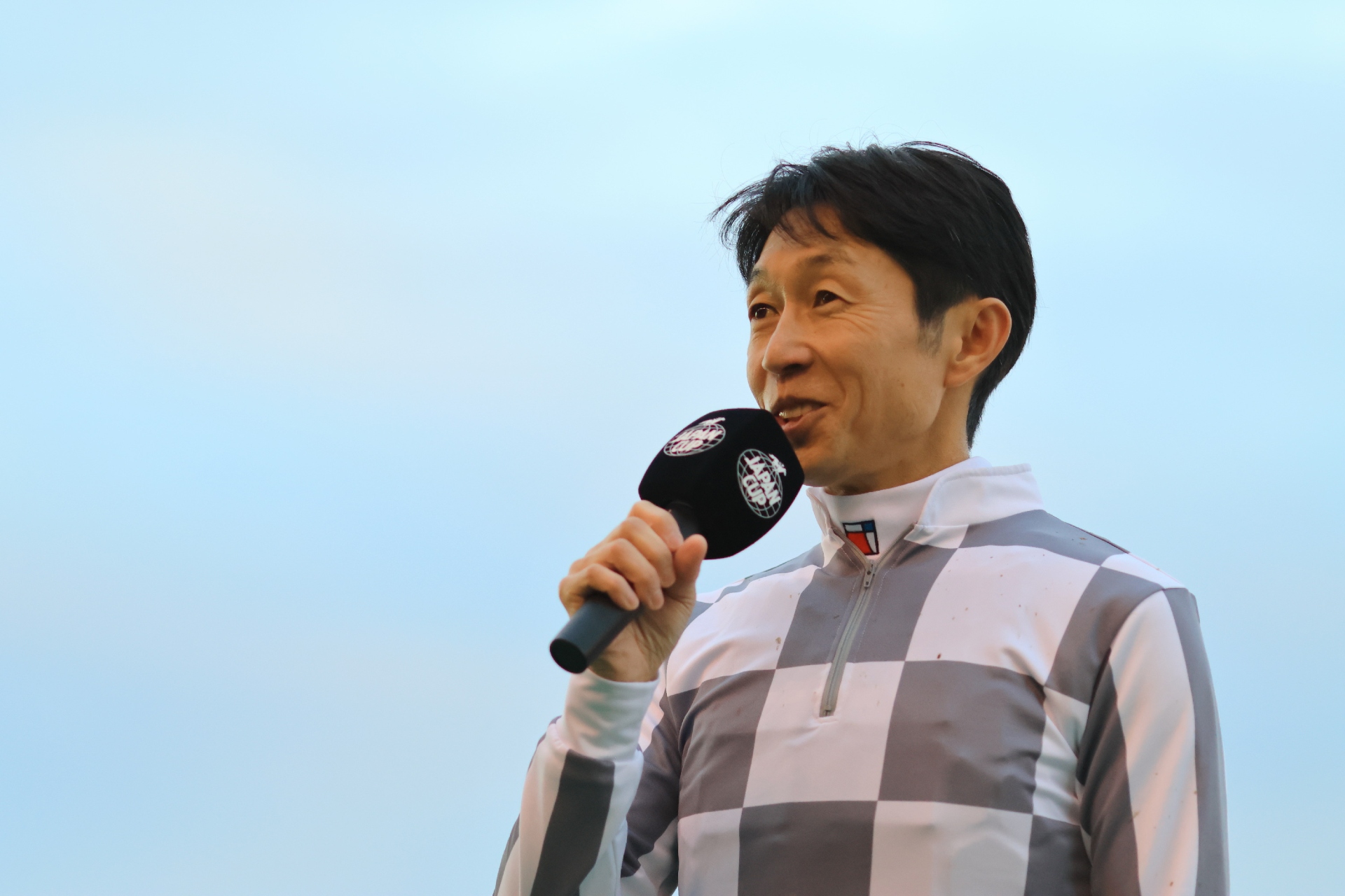Yutaka Take wins the G1 Japan Cup aboard Do Deuce