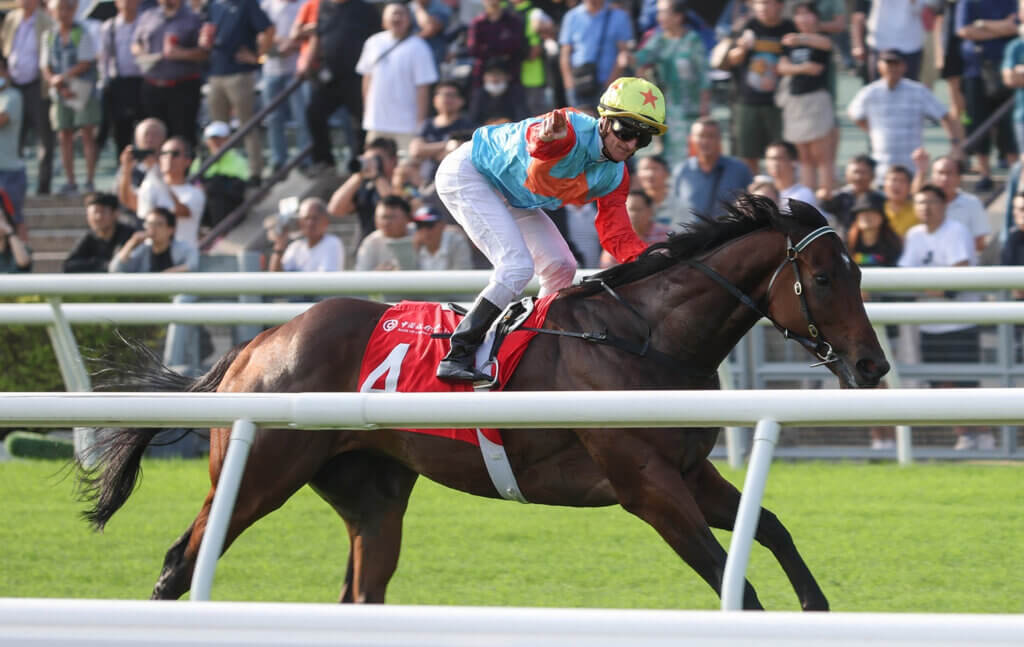 Ka Ying Rising and Zac Purton