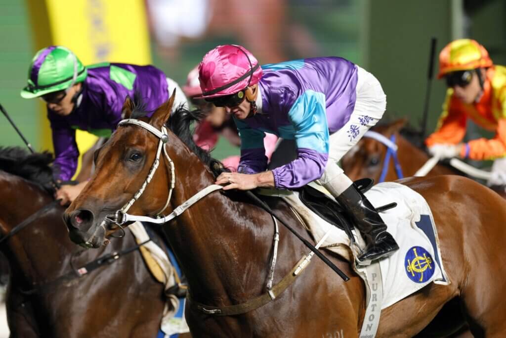 Stunning Peach wins at Sha Tin