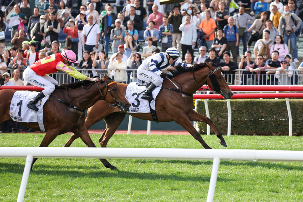 Rubylot holds out My Wish in the Hong Kong Classic Cup