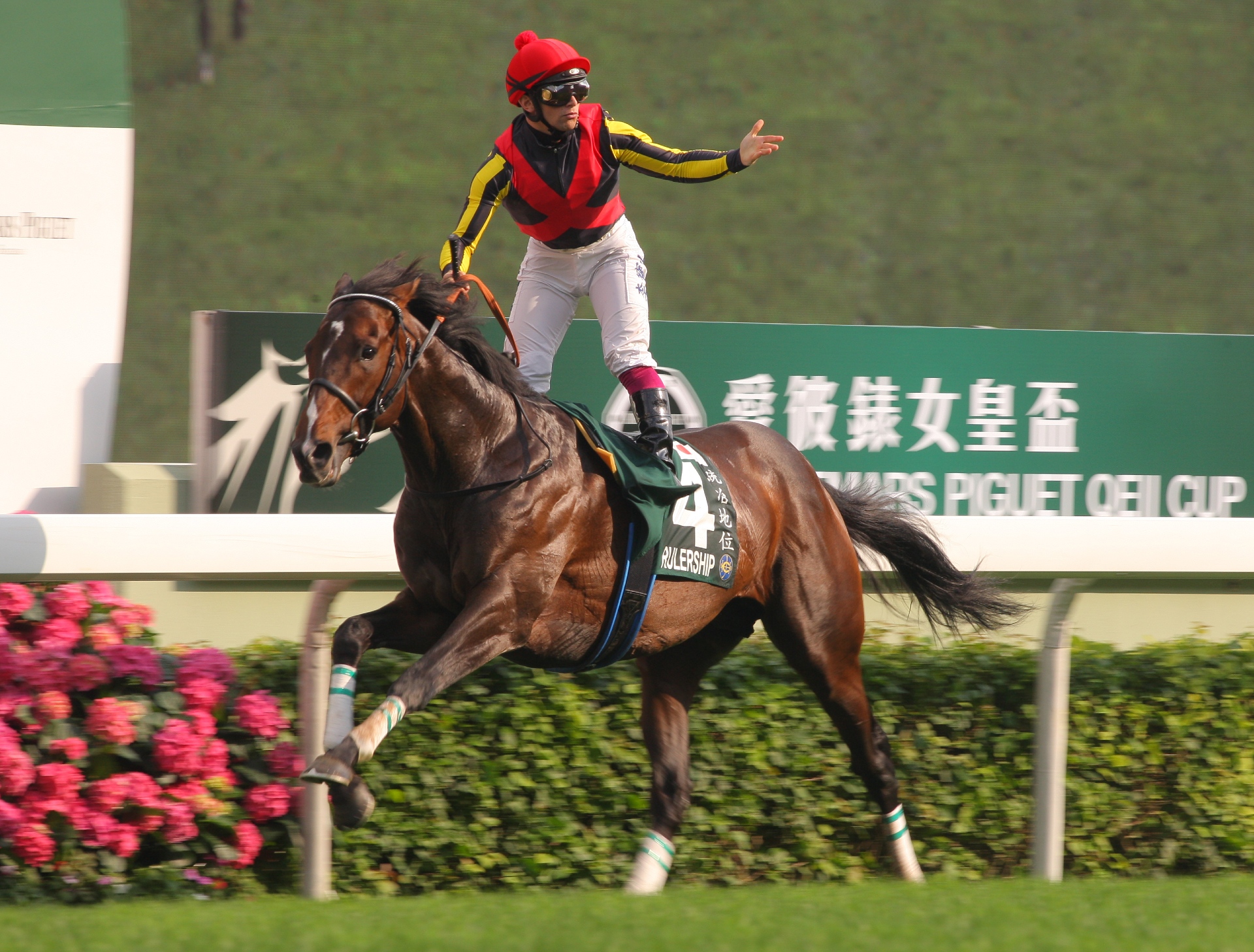 Journalism gives Umberto Rispoli lead role on Triple Crown stage