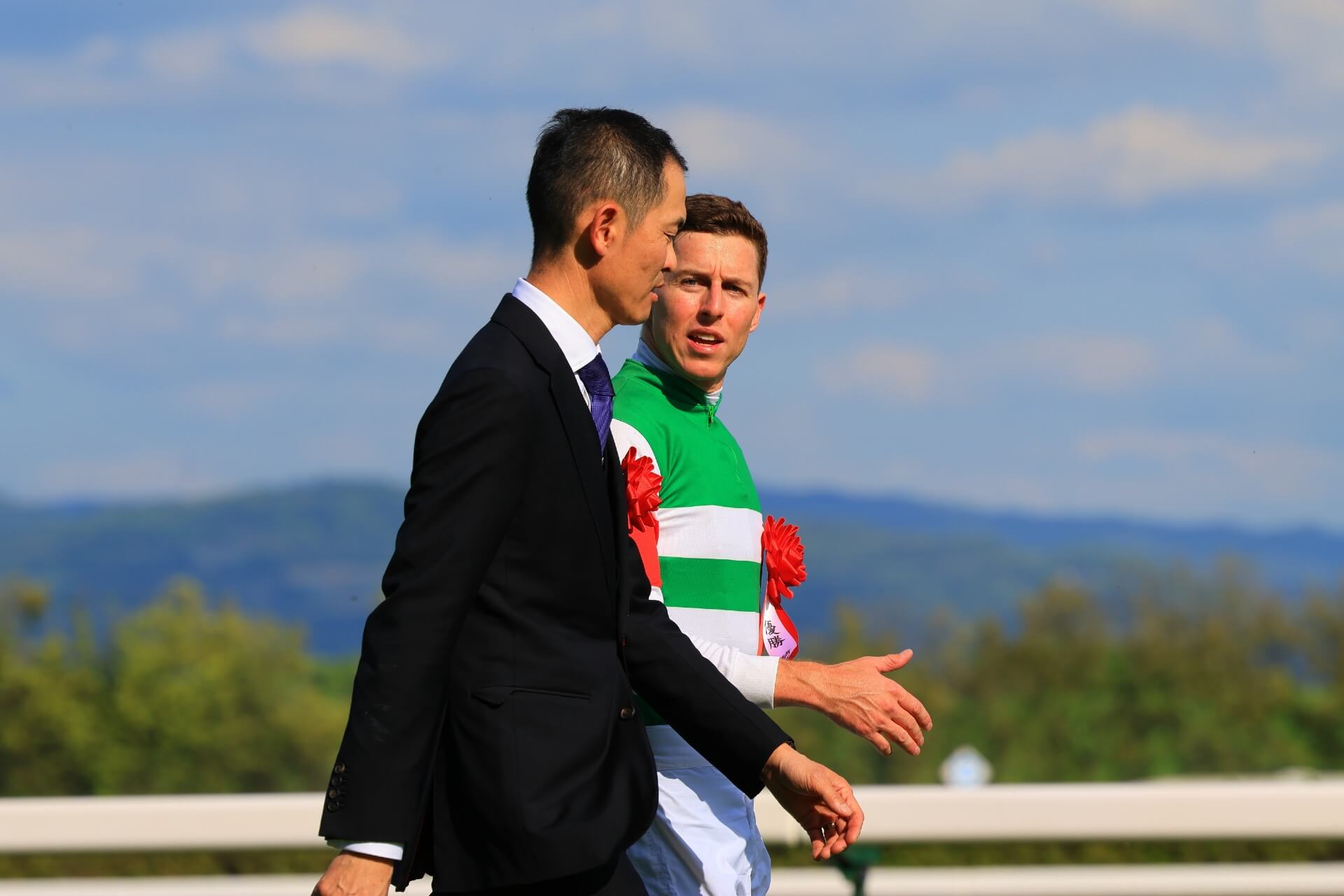 Tetsuya Kimura and Damian Lane following Redentor's G1 Tenno Sho (Spring) success at Kyoto