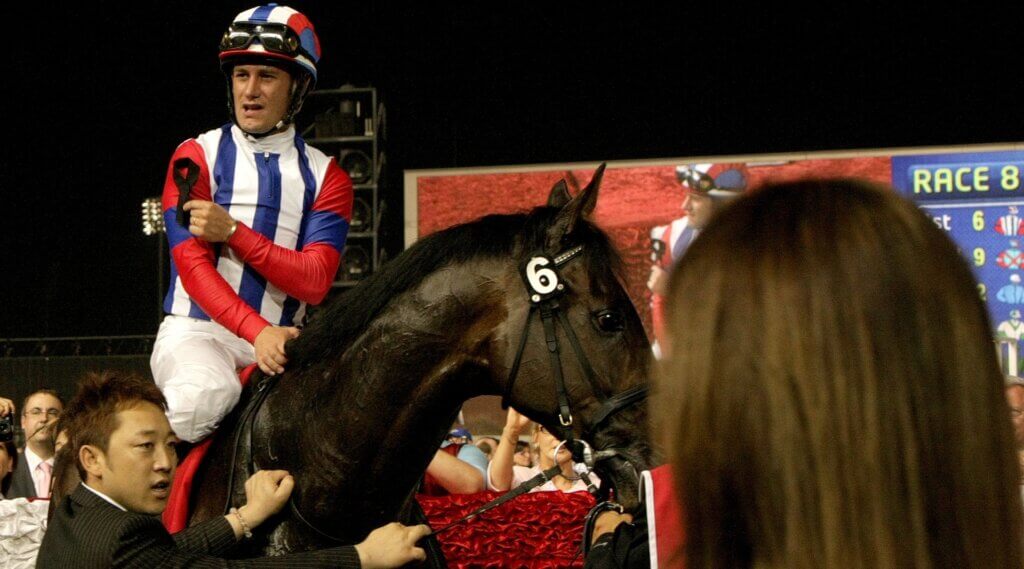 Mirco Demuro and Victoire Pisa win the G1 Dubai World Cup