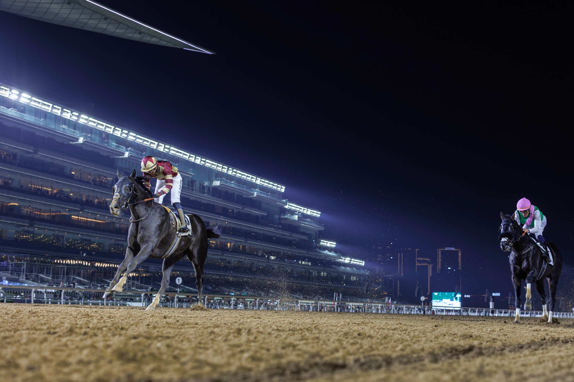 Saffie Osborne riding stable star Heart Of Honor to victory in the 2025 Entisar Listed Stakes at Meydan