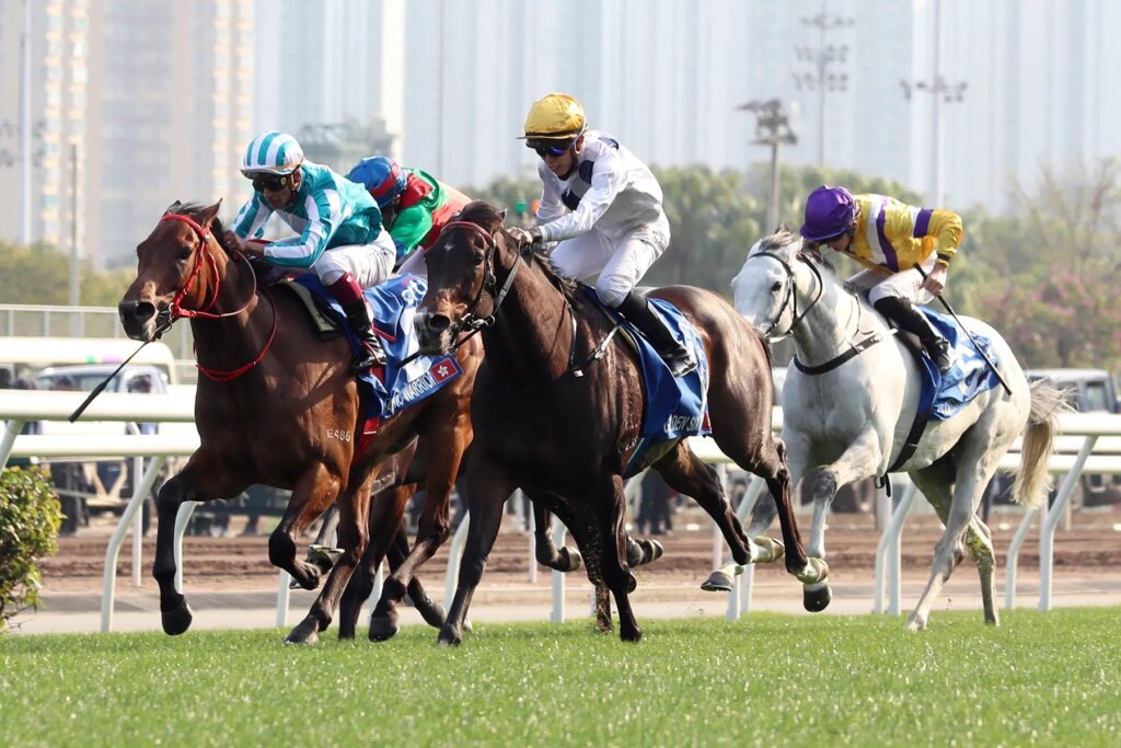 Golden Sixty gets the better of Romantic Warrior in G1 Hong Kong Gold Cup