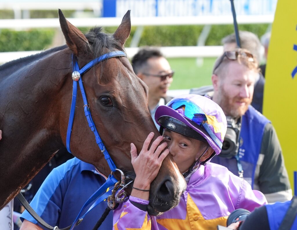 Vincent Ho and Little Paradise after winning the Hong Kong Classic Mile