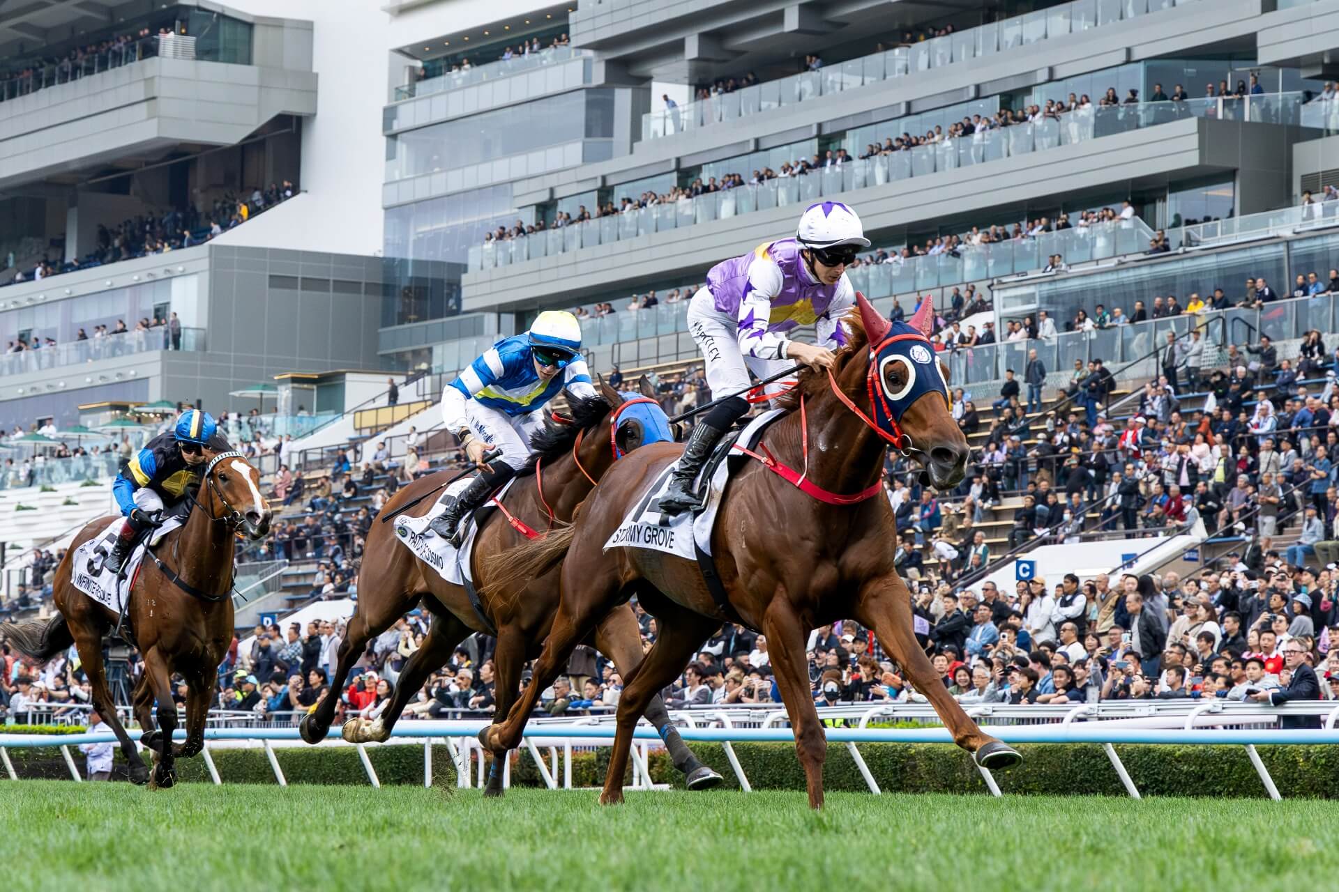 Stormy Grove and Harry Bentley claim the 2026 Hong Kong Classic Cup