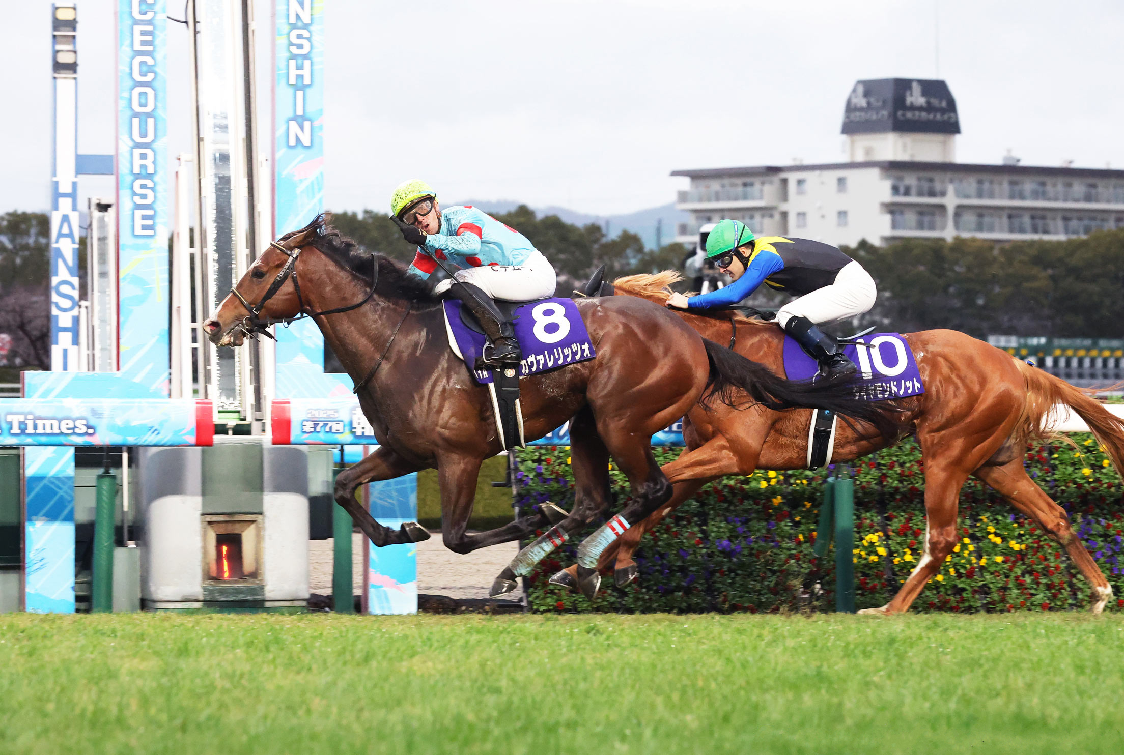 Christian Demuro celebrates Asahi Hai Futurity success aboard Cavallerizzo