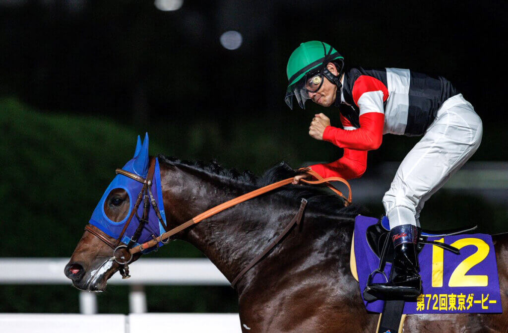 Keita Tosaki and Finger claiming the Jpn1 Tokyo Derby at Oi