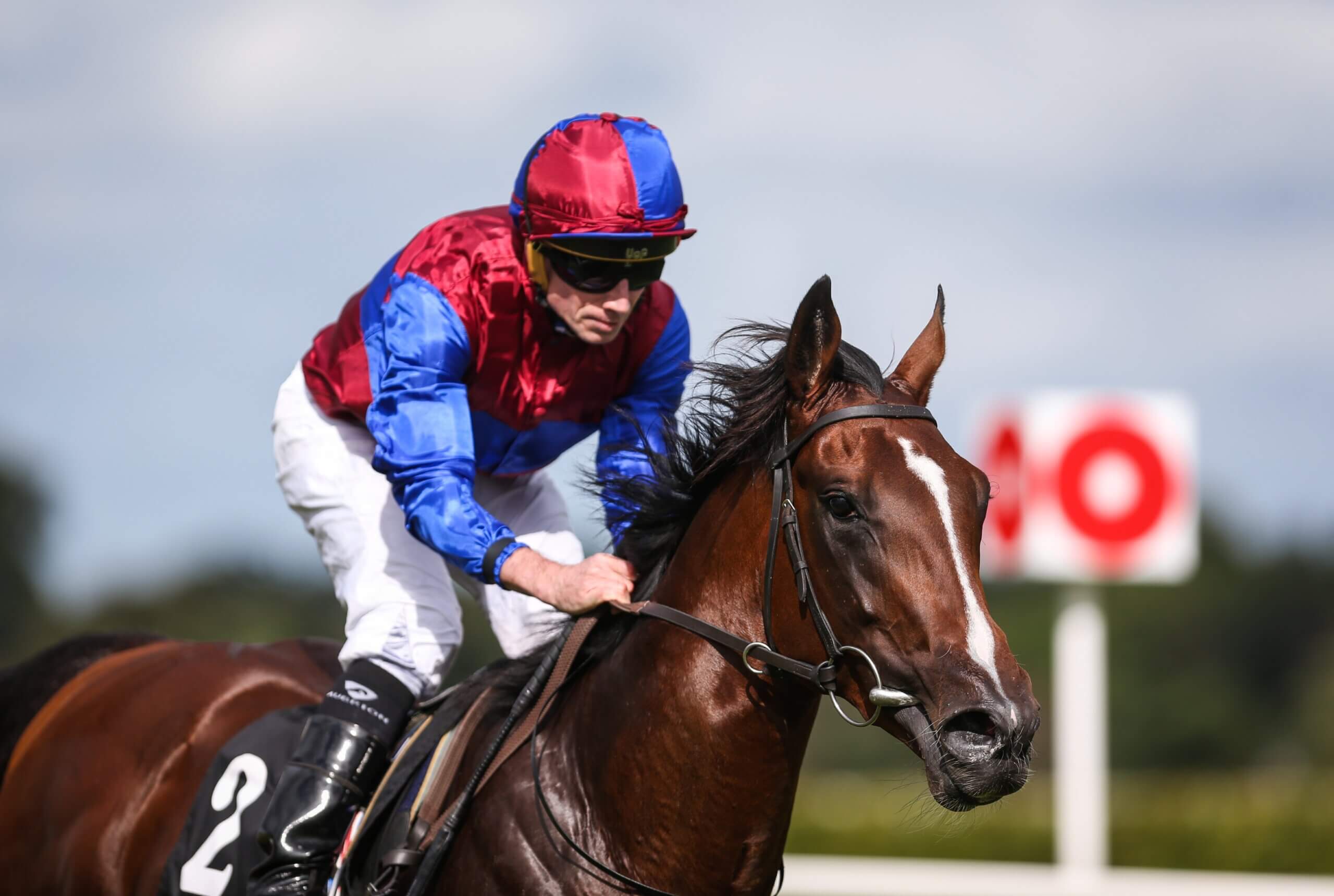 Darkness Falls winning the Golden Fleece Stakes at Leopardstown